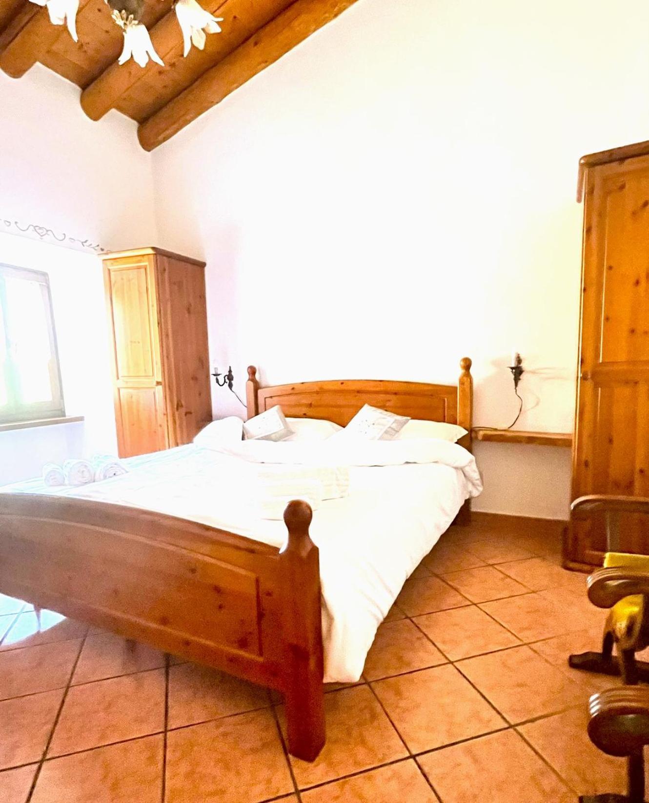 Il Girasole Apartamento Caprino Veronese Exterior foto